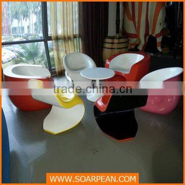 Modern Chair Fiberglass Triangle Stool Chair photo-3