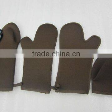 China Funny Heat Insulation Glove Made of Neoprene for Sale photo-5