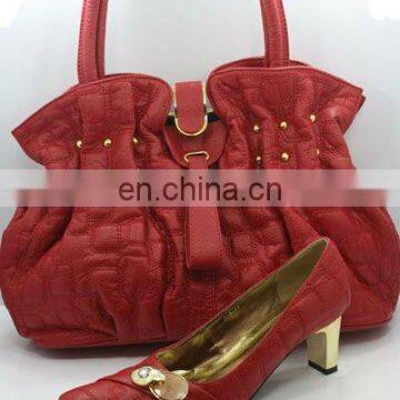 lady fashion shoe and matching handbag set