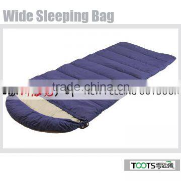 TOOTS Big wide Hiking Camping Sleeping bag for three seasons