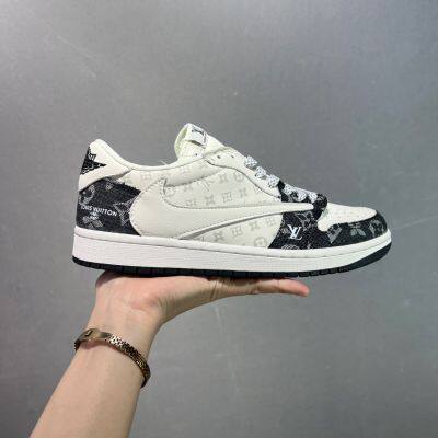 AJ1 Travis Scott x Air Jordan 1 