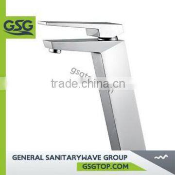 GSG FE502 Chrome Polished Health Pull Out bath faucet