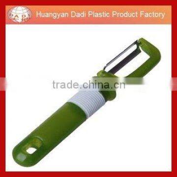 plastic peeler