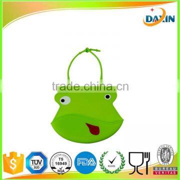 cute food grade silicone baby bib/waterproof baby bib