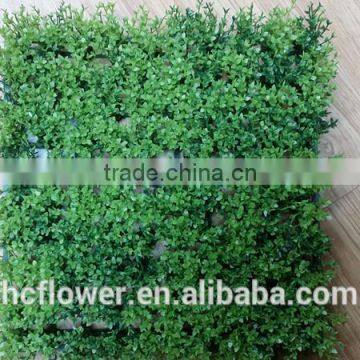 Lively artificial grass for home decoration