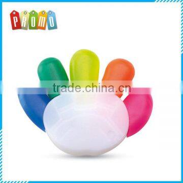 Promotional hand shaped 5 in 1 highlighter