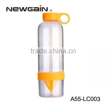 Hot Sale,PP+PC Juicer Bottle.Lemon Cup.Juice Citrus Fruit Squeezer Infuser Orange Lemon Lime Press Juicer Bottle Zinger photo-3
