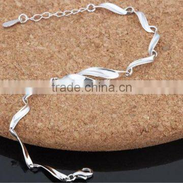 Noble Simple Style Plain Silver Twisted Design 925 Sterling Silver Bracelet photo-2