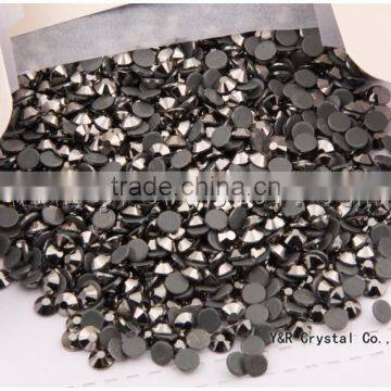 Jet Hematite Color Hot Fix Flat Back Rhinestones for Handbags photo-4