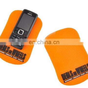 Promotional Gift Cheap Anti Slip Rubber Mobile Phone Pad for Car