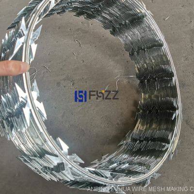 Concertina Barbs Galvanized Razor Wire Loop Diameter 18