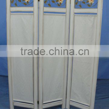 wooden screen