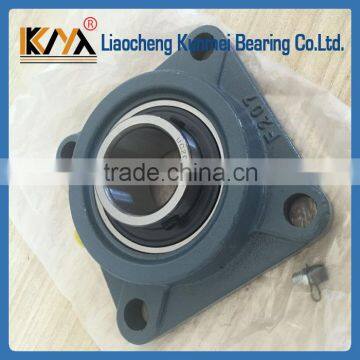 Spherical insert ball bearing UCF207