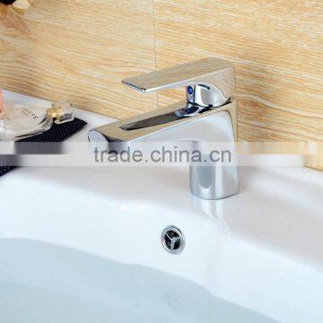 QL-32412 Chrome plating surface treatment gravity casting single lever bathroom faucet basin mixer