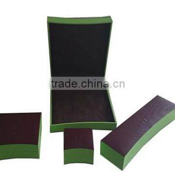 luxury plastic paper jewelry gift box square shape with radian custom logo