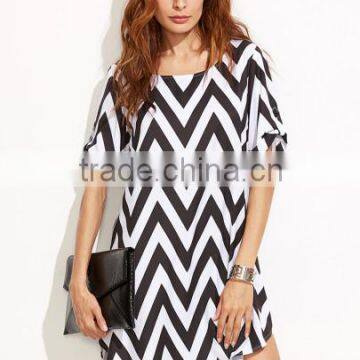 Black And White Chevron Print Shift Dress with High Quality