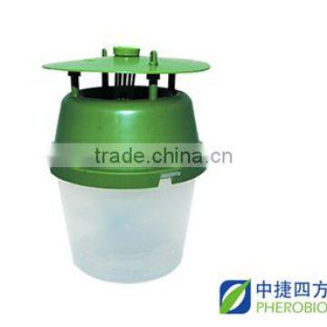 Bucket Trap With Insect Pheromone Lures