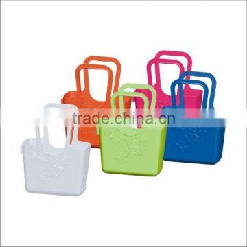 2015 Fashion styles PP material plastic shopping basket with handles