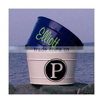 10 quart bucket with tin material