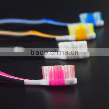 Wholesale Cheapcleaning Tooth Brush With Replacement Brush Head photo-3