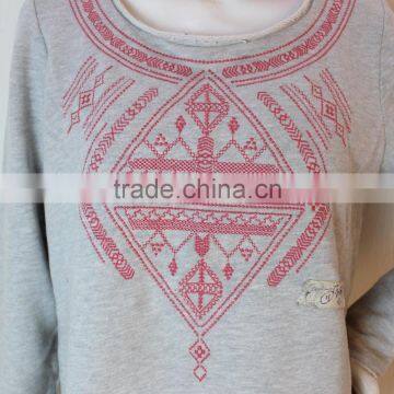 Lady Knitted Embroidery Hoody photo-3