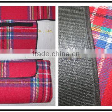 Color Checks 3 layers (polar fleece glue +sponge+polyester) Picnic blanket Waterproof