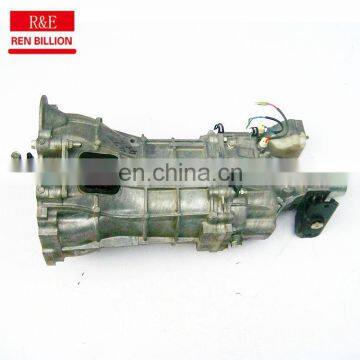 Isuzu Motor Gearbox 4JJ1 4X2 Gear Box Transmission