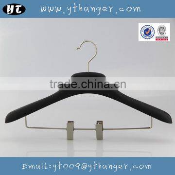 HA6879 Plastic Kids Clothes Hanger Baby Suits Hanger With Clips photo-4