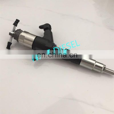 Diesel Engine Fuel Injector 095000-8460 Common Rail Injector 095000-8460