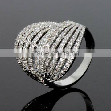 Newest Design Saudi Love 18K Gold Clear Stones Elegant Bridal Jewelry Ring in CZ photo-4