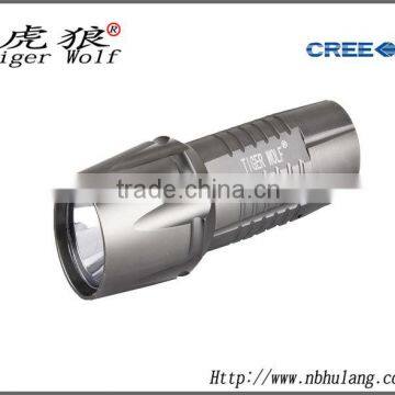 Portable dry battery type Aluminum LED Flashlight