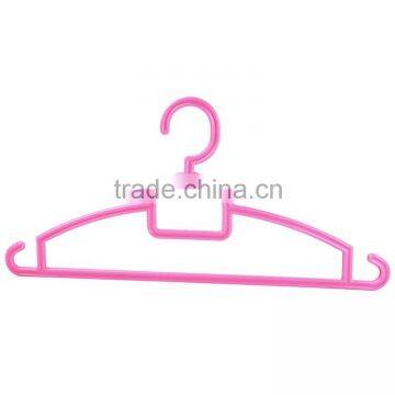 Cheap Pink Plastic Clothes Hanger for Dress and Shirt