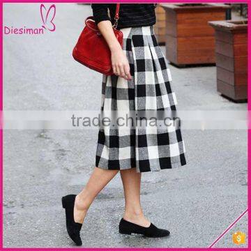 New Fashion Woven Black and White Casual Design Long Plaid Skirt, Pleated Plaid Skirt