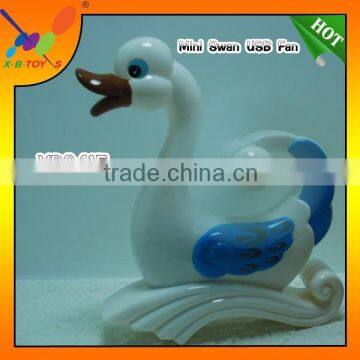 2015 cute Swan Deign New Supper cooling Mini USB/Battery Operated Fan at factory price