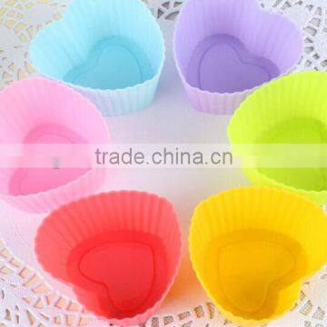 heart shaped silicone cupcake baking mold