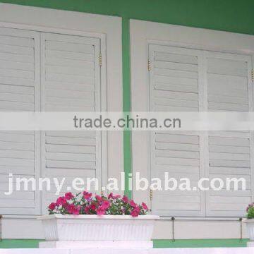 wooden shutter / louvres / louver door