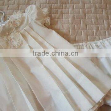 2017 Spring OEM Embroidered Baby Girl Clothes Set photo-4