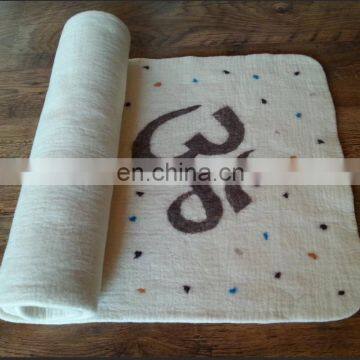 factory directly custom felt yoga mat runner