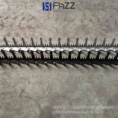 Plastic Black PVC Coated Galvanized Steel Big Anti Climb Spear Wall Spikes