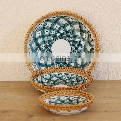 Best Price Set Of 3 Round Rattan tray With Ceramic New Arrival Serving Tray for Table Handwoven Basket Cheap Wholesale