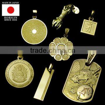 Premium and Luxury gold medal pendant with Stylish made in Japan