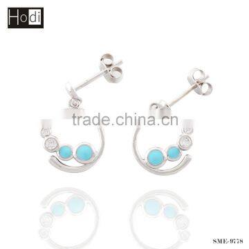 Latest fashion long top and new design earrings