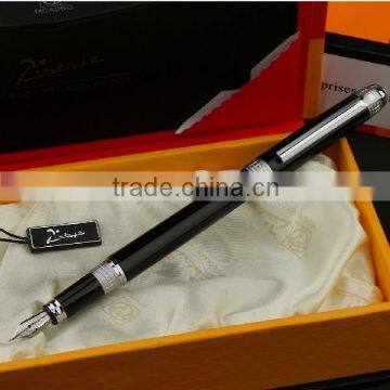 Picasso 909 Space Time of London Picasso 909 Gold Time and Iridium Fountain Pen Ink Pen Pimio