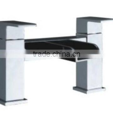 Wholesale Cosmopolitan Waterfall Open Spout Two Handle Bath Filler Tap with Deck Mounted(Q14405)