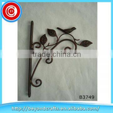 Garden Hanging Plant Hook With Lovely Bird