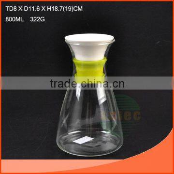 800ml mouth blown glass water jug with white and yellow lid