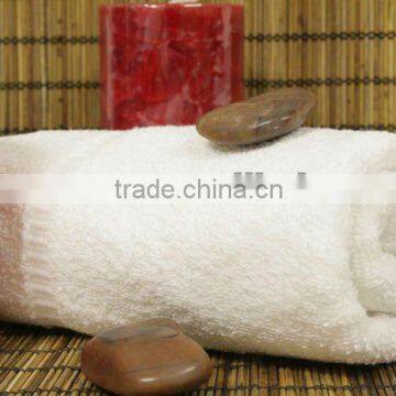 white cotton bath towel for hotel