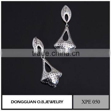 Drop Wedding Earring /butterfly Shape Earring /least 18 k Gold Earring photo-2