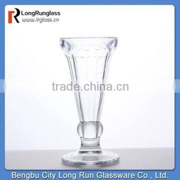 LongRun ice cream use glass material ice cream cup triangle shaped china manfacturer