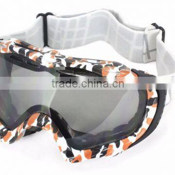 New Design Customized Adult Windproof Anti-fogging and UV PC Mterial Ski Goggles